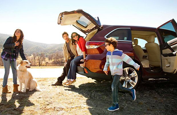 Lưu ý về thủ tục và hóa đơn khi mua xe tên công ty