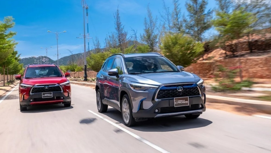 So sánh chi tiết thông số kỹ thuật Honda HR-V và Toyota Corolla Cross