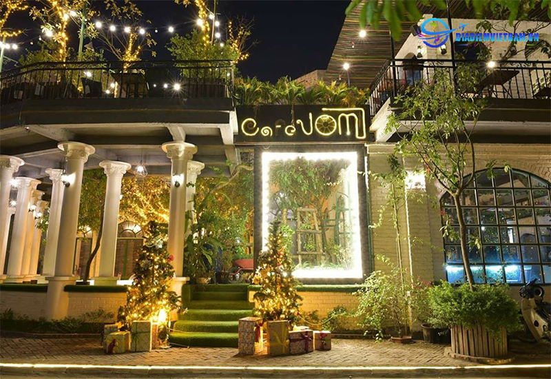 Bãi đỗ xe rộng rãi an toàn là tiêu chí hàng đầu của các bác tài